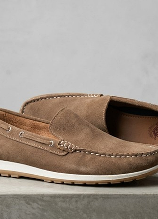 Мокасины road map footwear co. (линейка route 66) в универсальном коричневом цвете (taupe/olive brown)
размер 46, стелька 30 см, натуральная замша