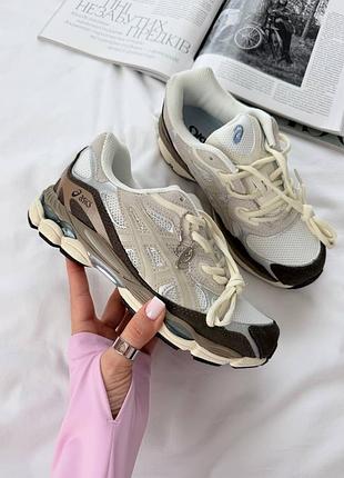 Кросівки asics gel-nyc у забарвленні cream mocha. наложка
