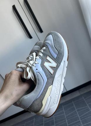 Оригінальні кросівки new balance в ідеальному стані