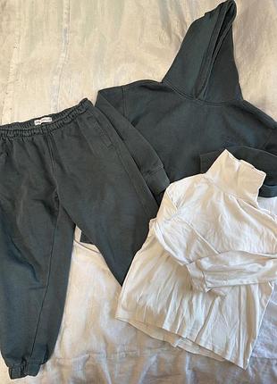 Костюм фирменный zara 7-9 лет