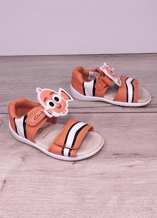 Сандалии босоножки clarks 22р