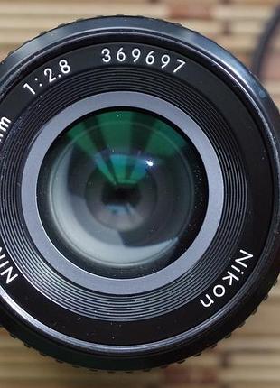 Об'єктив nikkor-s 2.8 35 mm для nikon ai
