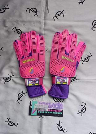 Вратарские перчатки reusch