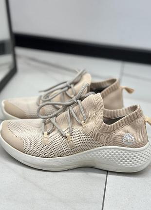Кросівки timberland 37