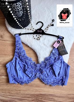 Красивий бюст з мереживом від hunkemoller