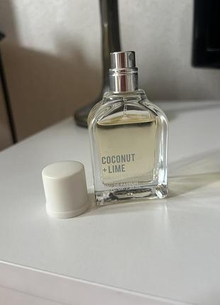 Туалетна вода парфуми жіночі coconut + lime hollister for кокосові парфуми 30 мл