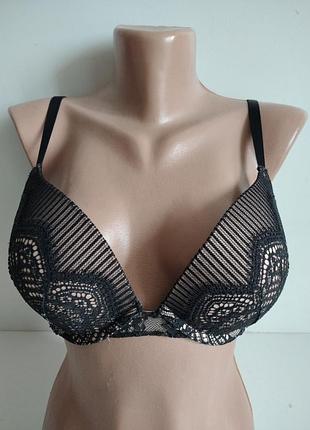 Бюстгальтер victoria's secrets 70e