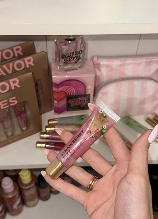 Блиск для губ strawberry fizz victoria’s secret