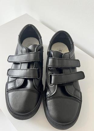 35/36 р кросівки