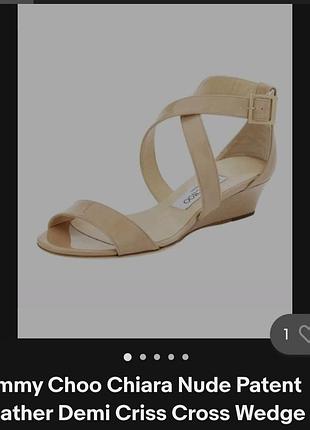 Лакированная кожа jimmy choo

сандалии на танкетке.