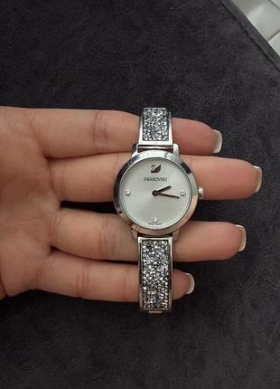 Годинник swarovski