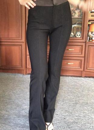Брюки кльош від zara, з високою посадкою, xs розмір