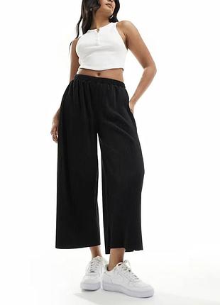 Брюки плиссе кюлоты черные от asos