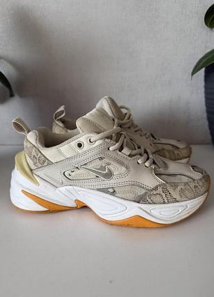 Жіночі кросівки найк, nike