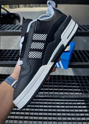 Adidas forum ie low 2