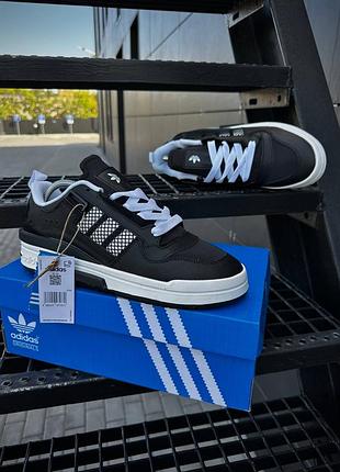 Adidas forum ie low 7