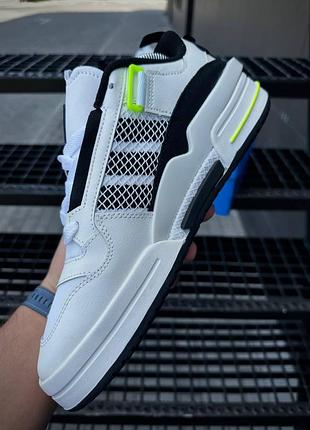 Adidas forum ie low 2