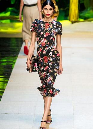 Натхнення від природи: сукня в квіти  dolce gabbana