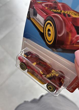 Машинка hot wheels 2
