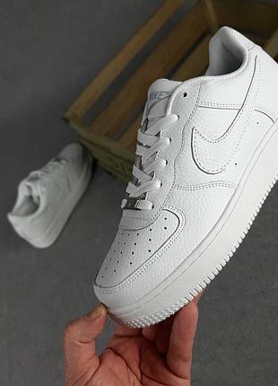 N1ke air force белые с теснением sin