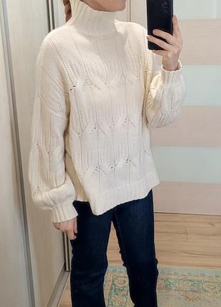 Светлый свитер от massimo dutti 5