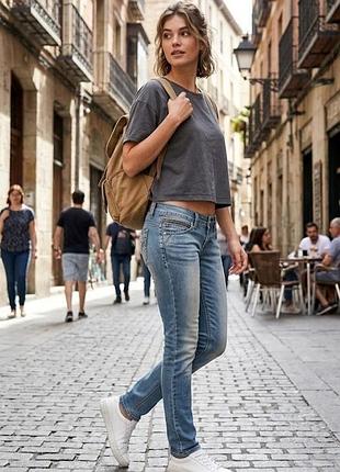 Джинсы скинни, стрейч, бренда 
" levi's" , size 25( xxs/ xs) .