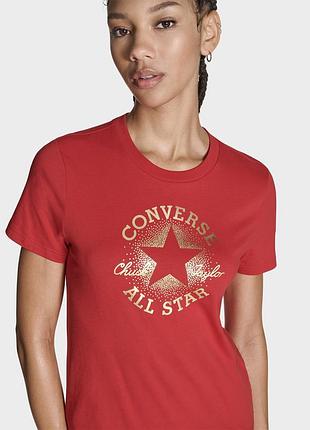 Футболка із золотим принтом converse