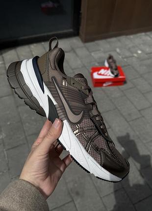Кросівки nike v2k run mink brown