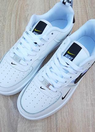 N1ke air force 1 lv8 белые с черным