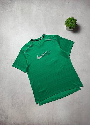 Спортивна футболка чоловіча nike big logo swoosh оригінал