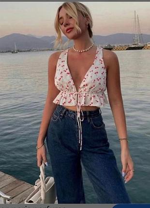 Топ у вишни zara размер с