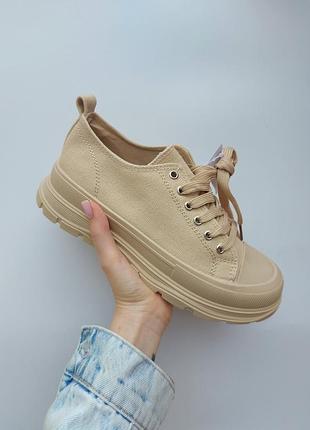 Sneakers cream