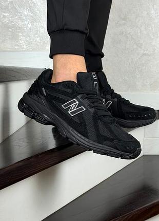 Чоловічі кросівки new balance 1906r