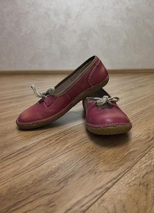 Жіночі туфлі фірми kickers 39-40 розмір