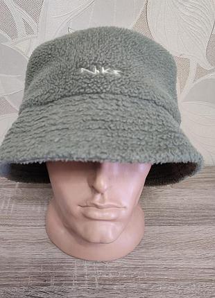 Панама nike vintage унісекс size l/xl 
розмір l/xl 
стан відмінний 
зроблю ще фото
дивіться також інші мої оголошення 
пишіть