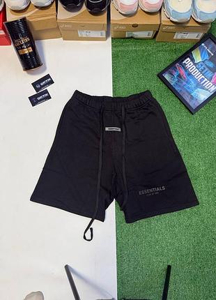 Шорти essentials