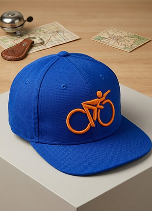 Кепка snapback just fitteds x suicycle (hamburg edition)
ексклюзивна колаборація двох відомих німецьких брендів із гамбурга