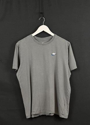 Футболка мужская the nike tee, l, оригинал.