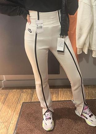Круті оригінальні штани nike , xs