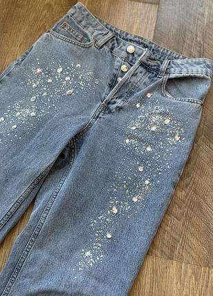 Блакитні джинси h&m divided з каменями , 34