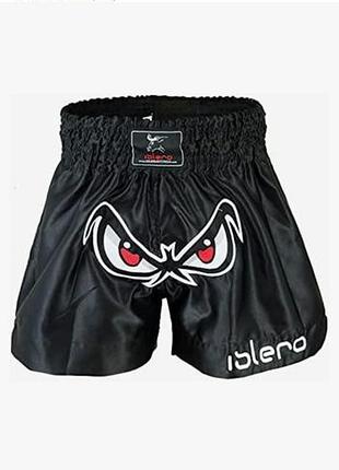 Спортивные шорты черного цвета