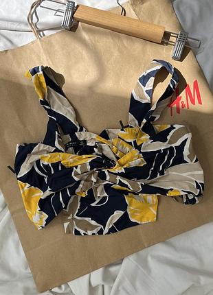 Акцентний топ zara