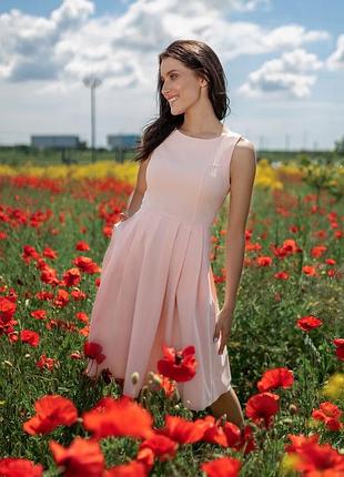 Сукня жіноча