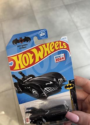 Машинка hot wheels 3