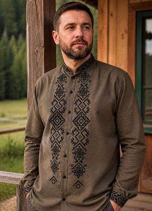Чоловіча вишиванка  (є така і для хлопчиків)