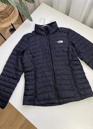 Куртка чорні жіноча м пух оригінал the north face