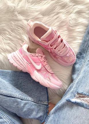 Стильные женские кроссовки nike v2k runtek pink flowers