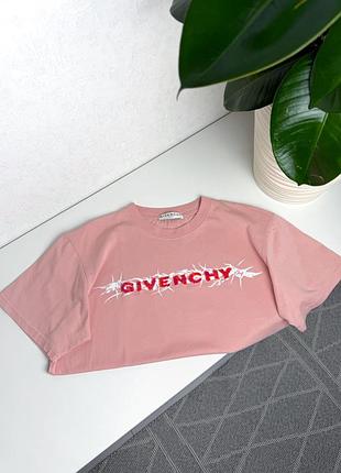 Футболка givenchy