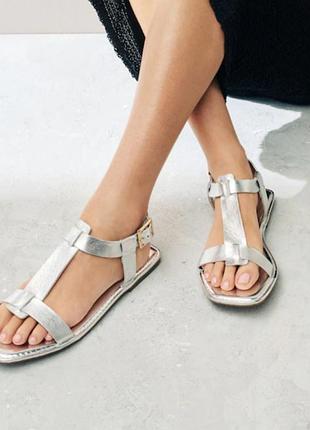Женские кожаные босоножки next forever comfort