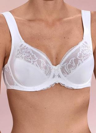 Белый бюстгальтер мягкая чашка  на косточках «triumph-modern lace + cotton» 80d